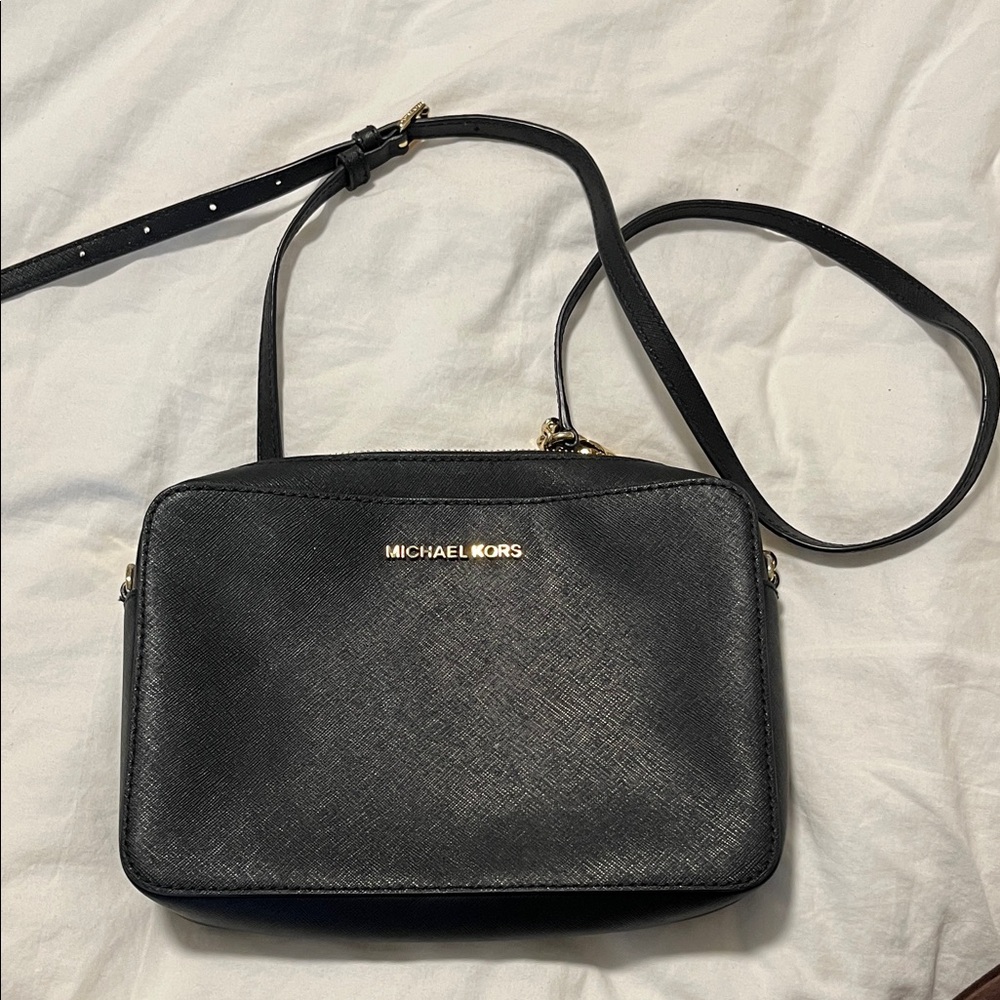 Michael Kors Elegant Black Crossbody Bag